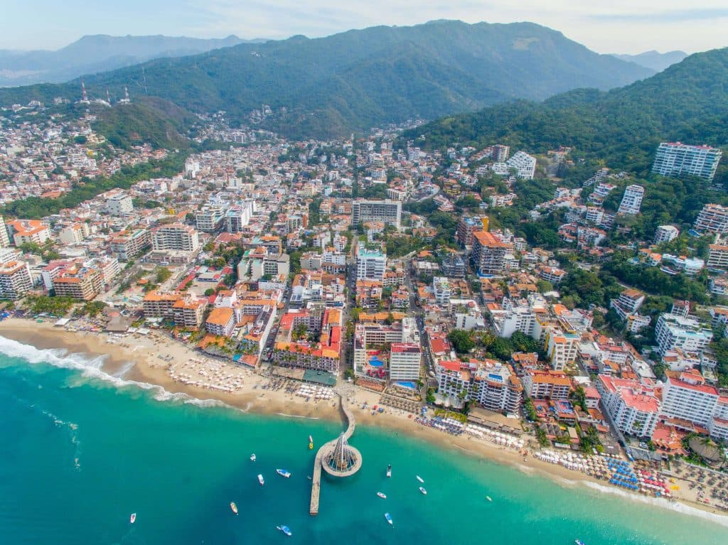 Puerto Vallarta: Descubre las Mejores Zonas para Invertir en el Pacífico Mexicano