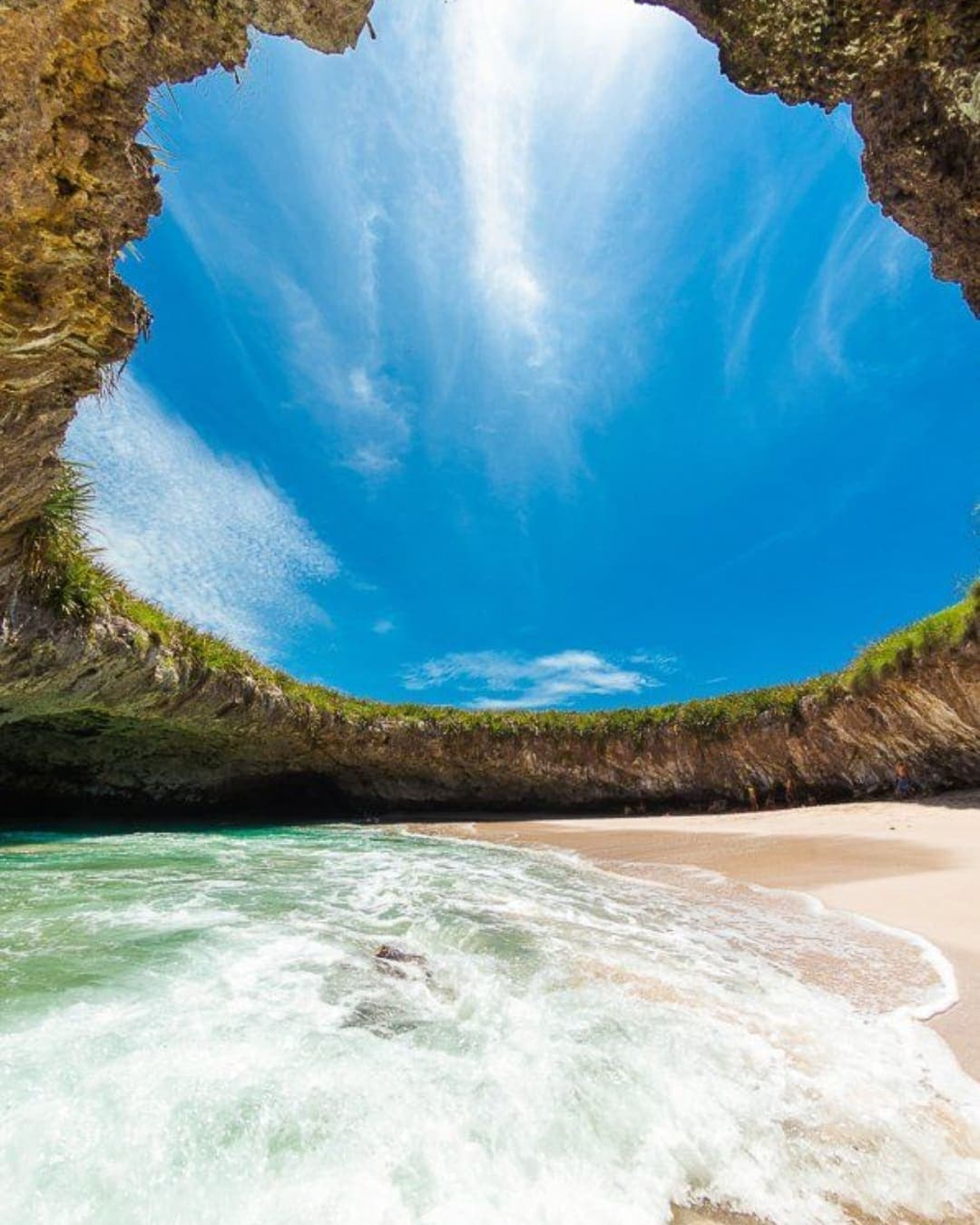 Islas Marietas: el paraíso que impulsa el mercado inmobiliario en Puerto Vallarta